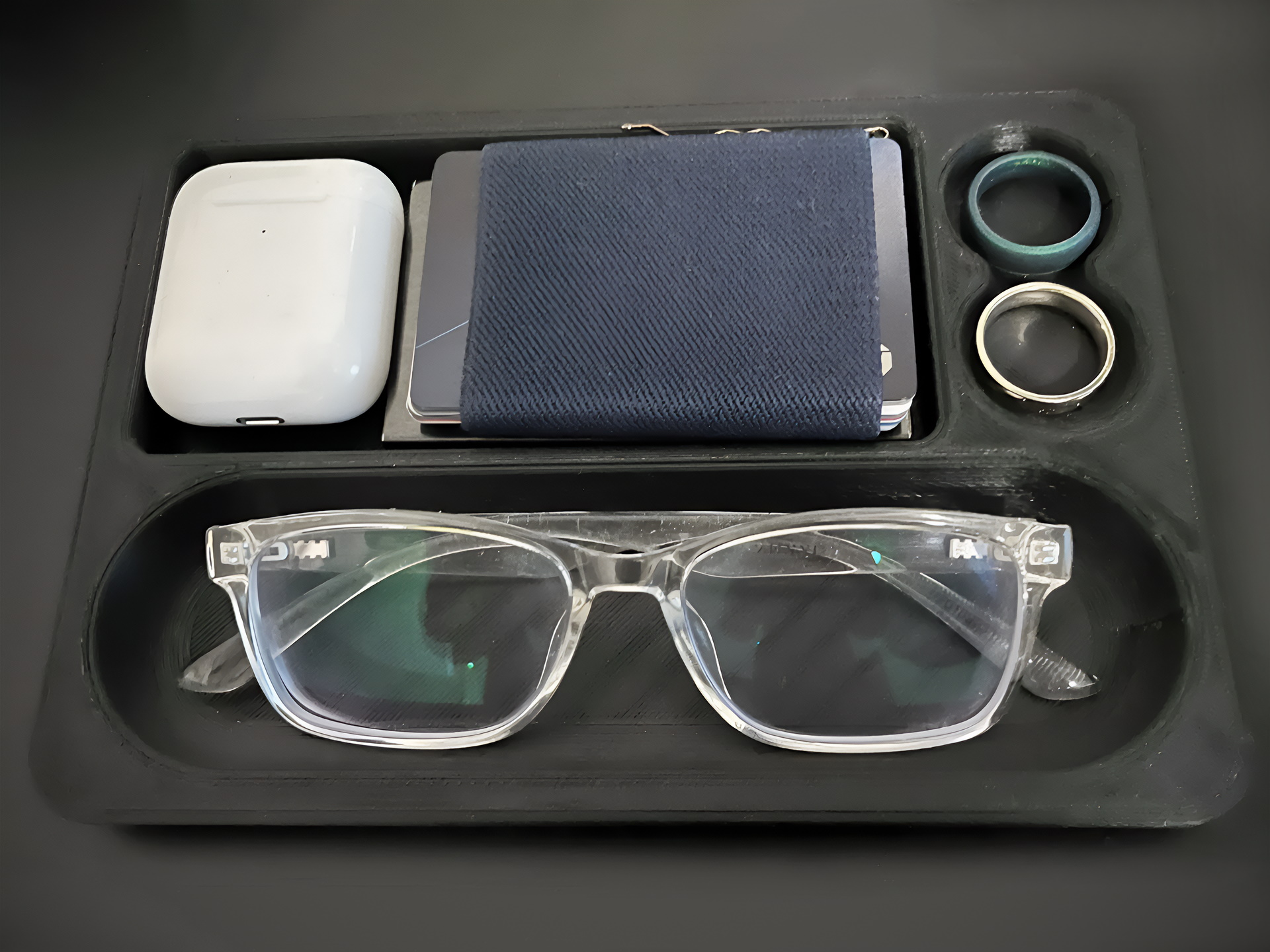 Un práctico DIY para tener las gafas ordenadas  Organizador de gafas de  sol, Organización casera, Organizadores